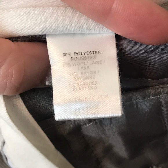 Lightweight Wool Blend Dress Pants - Picture 3 of 4